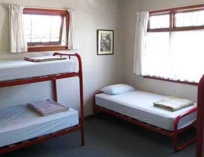 фото отеля Dolphin Lodge Backpackers