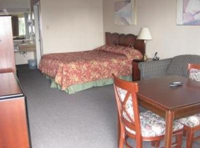 фото отеля Smokey Point Motor Inn