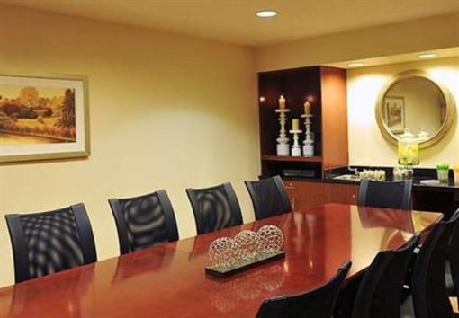 фото отеля Courtyard by Marriott Edison/Woodbridge