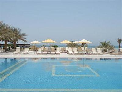 фото отеля Al Hamra Palace Beach Resort