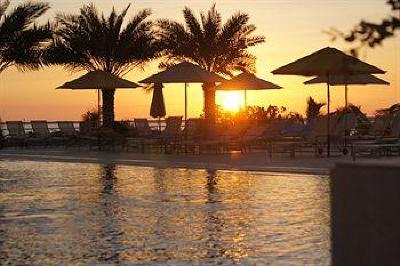 фото отеля Al Hamra Palace Beach Resort