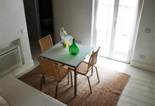 фото отеля 23 Bed & Breakfast