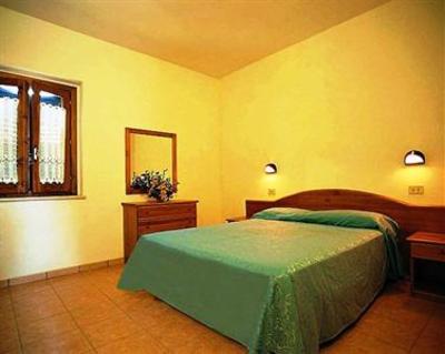 фото отеля Villaggio Torre Ruffa Robinson