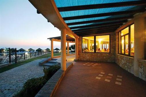 фото отеля Villaggio Torre Ruffa Robinson
