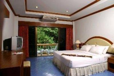 фото отеля Rattana Hill Apartment Phuket