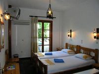 Chaniotis Room & Villas