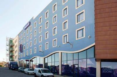 фото отеля Premier Inn Dorchester