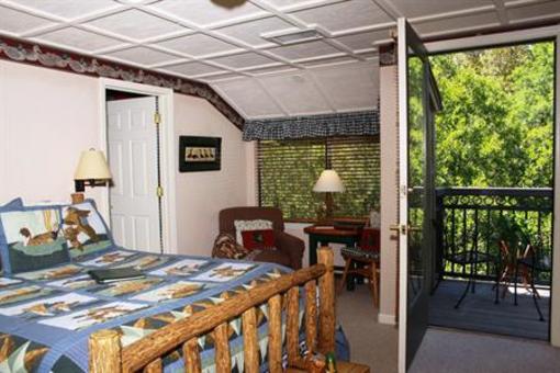 фото отеля The Inn On Oak Creek