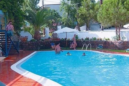 фото отеля Isidoros Hotel