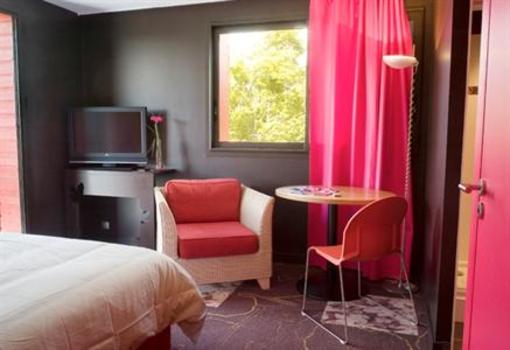 фото отеля Logis Auberge De La Foret Le Gavre