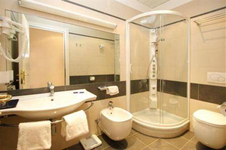 фото отеля Hotel Roma Trieste