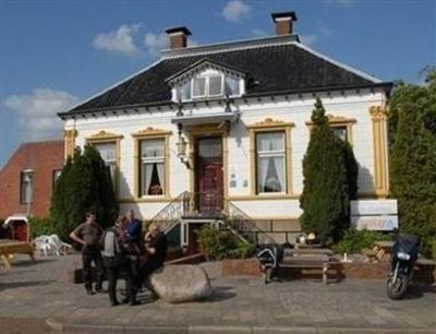 фото отеля Stayokay Hostel Scheemda