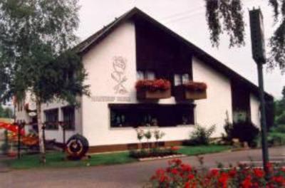 фото отеля Gasthof Hotel Zur Rose Boxtal