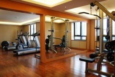 фото отеля Wealthy All Suite Hotel