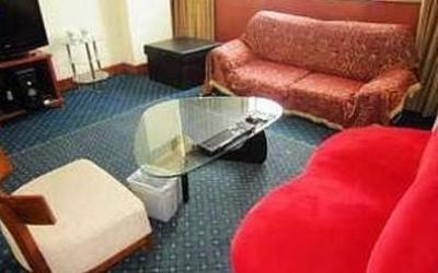 фото отеля Pingdingshan Peach Garden Express Hotel