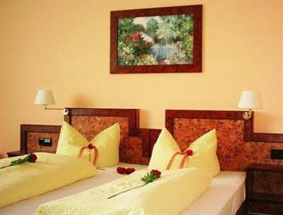 фото отеля Landhotel Trampe