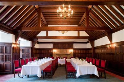 фото отеля Relexa Schlosshotel Cecilienhof Potsdam
