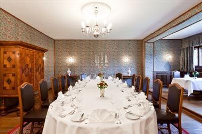фото отеля Relexa Schlosshotel Cecilienhof Potsdam