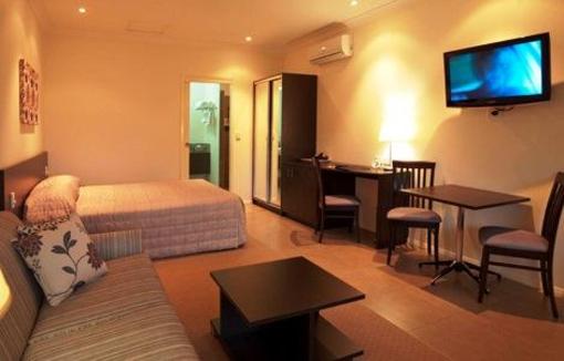 фото отеля Best Western Injune Motor Inn