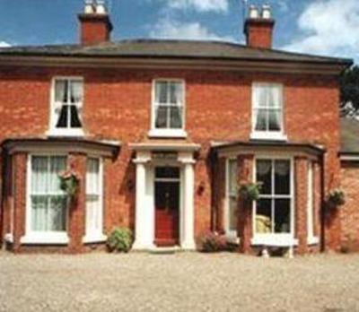фото отеля Aston Lodge Wem
