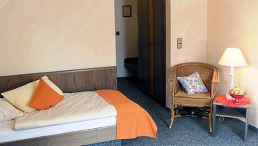 фото отеля Weinstadt Hotel