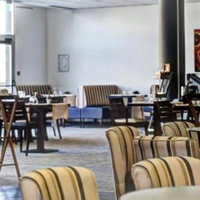 фото отеля Quality Suites Nantes Atlantique