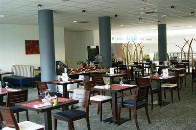 фото отеля Quality Suites Nantes Atlantique