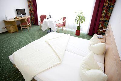 фото отеля Hotel Loewengarten