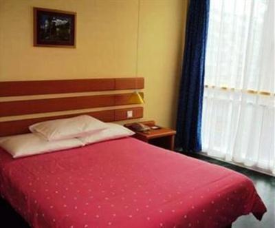 фото отеля Home Inn Jiahe Road Musician Life Plaza Xiamen