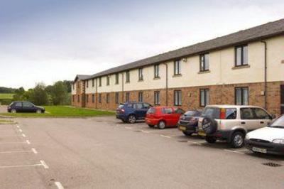 фото отеля Premier Inn Silverstone Syresham