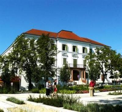 фото отеля Horvath Villa Apartman