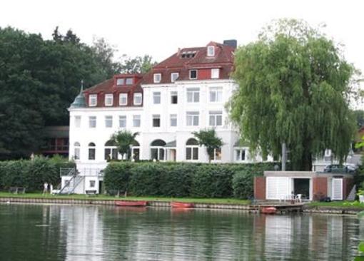 фото отеля SeeSchloss am Kellersee Hotel Eutin