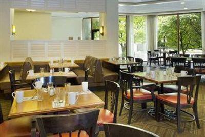 фото отеля Doubletree by Hilton Portland