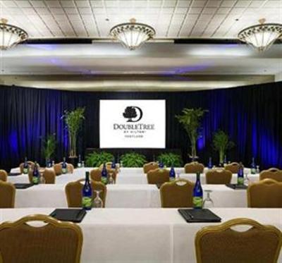 фото отеля Doubletree by Hilton Portland
