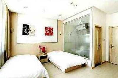 фото отеля Yijiaqin Hotel Shenyang