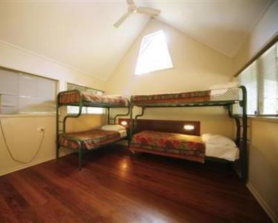 фото отеля Ferntree Hostel