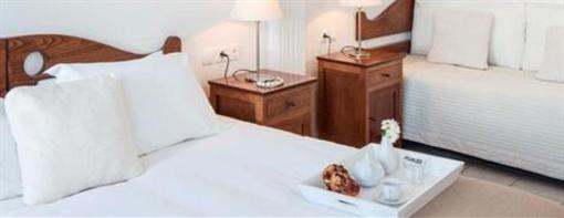 фото отеля Acteon Hotel