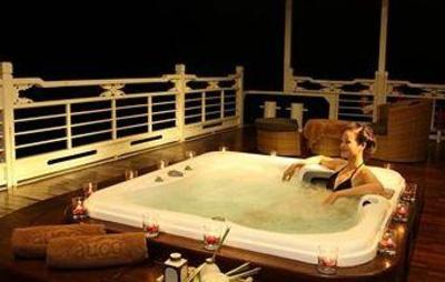 фото отеля Au Co Cruises