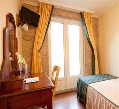 фото отеля Hotel Fonte De San Roque
