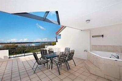 фото отеля Sandcastles On the Broadwater Apartments Gold Coast