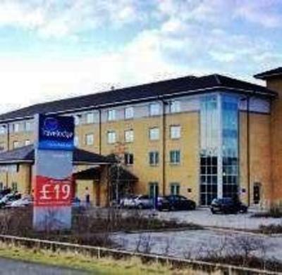 фото отеля Travelodge Derby Pride Park