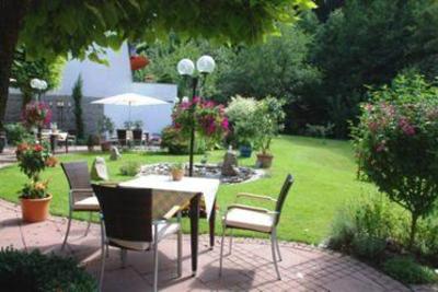 фото отеля Hotel-Restaurant Rebstock Buehlertal