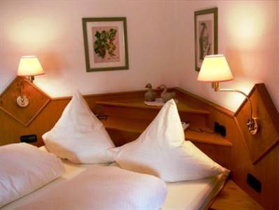 фото отеля Hotel-Restaurant Rebstock Buehlertal