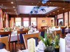 фото отеля Hotel-Restaurant Rebstock Buehlertal