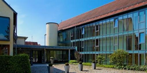 фото отеля Hotel Oberschwaebischer Hof Schwendi