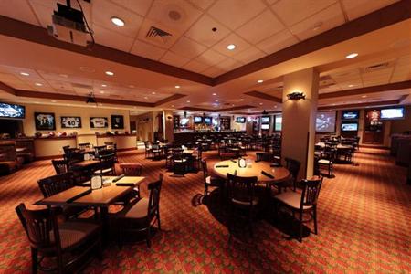 фото отеля Embassy Suites Hotel DFW Airport North/Outdoor World