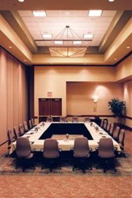 фото отеля Embassy Suites Hotel DFW Airport North/Outdoor World