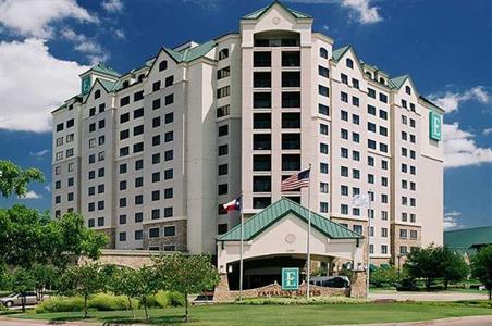 фото отеля Embassy Suites Hotel DFW Airport North/Outdoor World