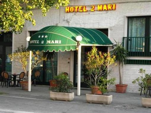 фото отеля Hotel 2 Mari
