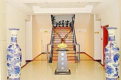 фото отеля Zhongcheng Kaiyue Business Hotel